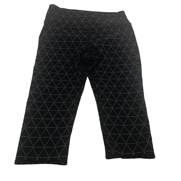 Victoria’s Secret VSX Sport Black and White Geometric Capri Leggings Size M - Picture 3 of 10